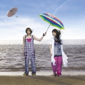 PUFFY、奥田民生提供ニュー・シングルは初のクリスマス・ソング