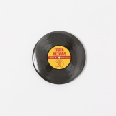 TOWER RECORDS × niko and ... 缶バッジ