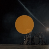 「火花」/「無修正。」 [CD+ステッカー・シート]＜通常盤＞