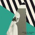 CENTER OF THE EARTH＜初回限定盤＞