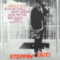 ステッピン・アウト＜生産限定盤＞