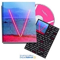 V: Deluxe Zinepak Edition (Walmart Exclusive) [CD+ミニマガジン+マグネット]<限定盤>