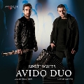 Avido Duo: Spotlights