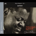 アクション