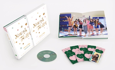 TWICE/Merry & Happy MONOGRAPH ［BOOK+DVD(再生不可)+GOODS