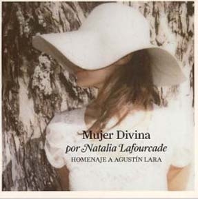 Mujer Divina: Homenaje A Agustin Lara ［CD+DVD］