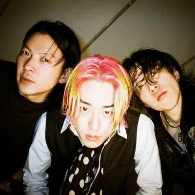 Snake Chicken Soup/MORE&MORE&MORE / SMASH[HR7S327]