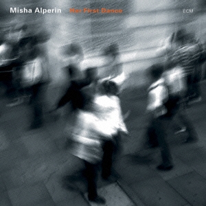 ハー・ファースト・ダンス＜期間限定盤＞