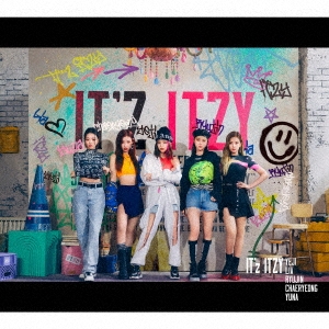 ITZY｜JAPAN DEBUT BEST ALBUM 『IT'z ITZY』12月22日発売 - TOWER 