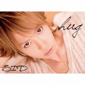 hug ［CD+フォトブックA］＜完全生産限定盤A/マオ盤＞