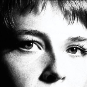 Surrender＜限定盤/Translucent Green Vinyl＞